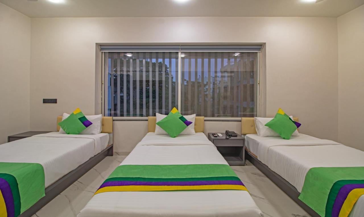 Treebo Atithi Comforts Inn Пуна Экстерьер фото